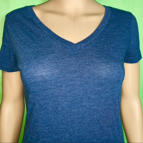 💕3/$25‼️💕EUC MOSSIMO SUPPLY CO. NAVY BLUE TEE - Picture 3 of 5